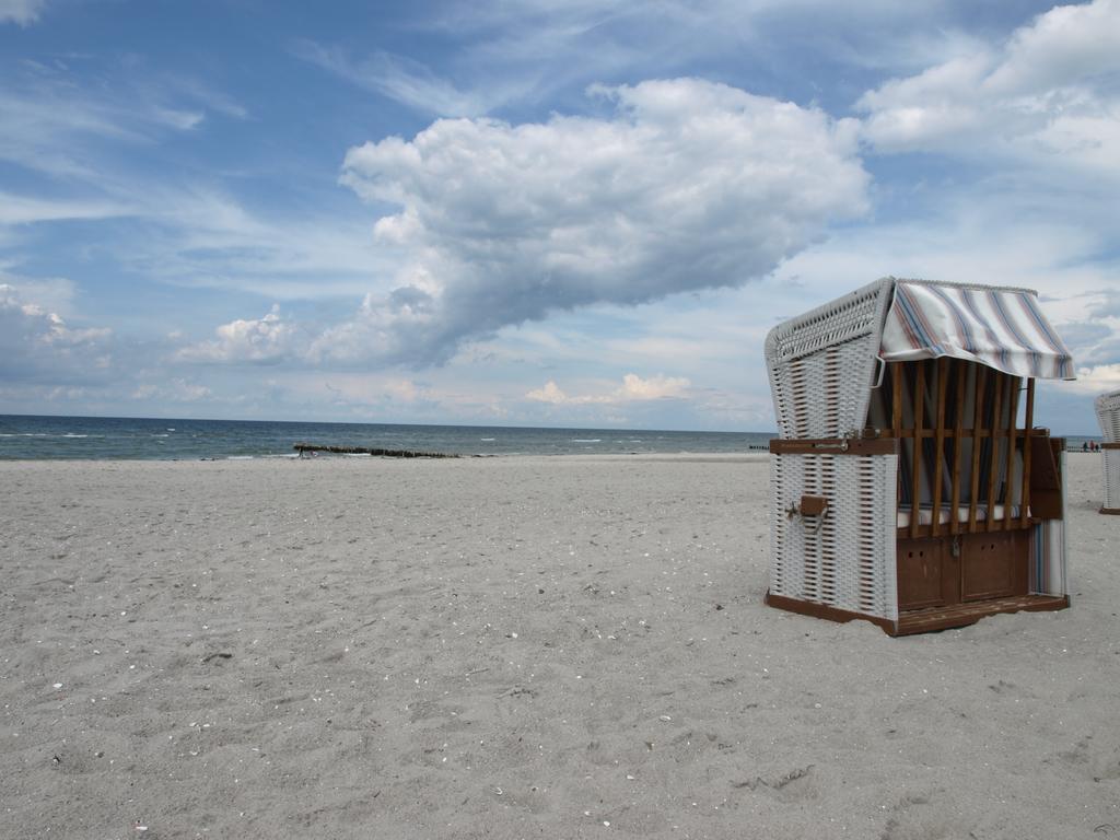 Appartementanlage Zur Seemoewe Insel Poel Esterno foto