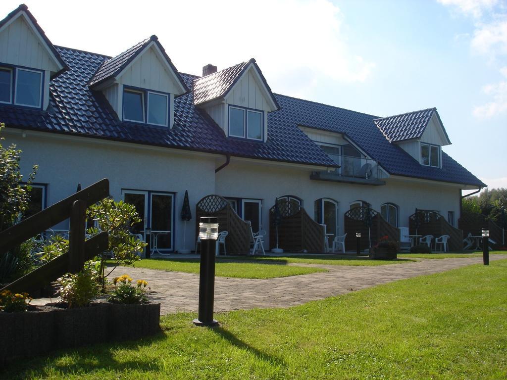 Appartementanlage Zur Seemoewe Insel Poel Esterno foto